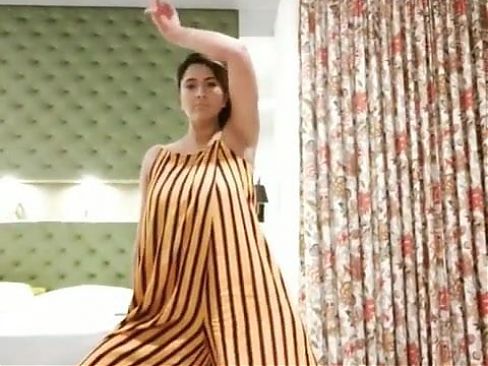 Pooja Laxmi Joshi Sexy Dance At Home